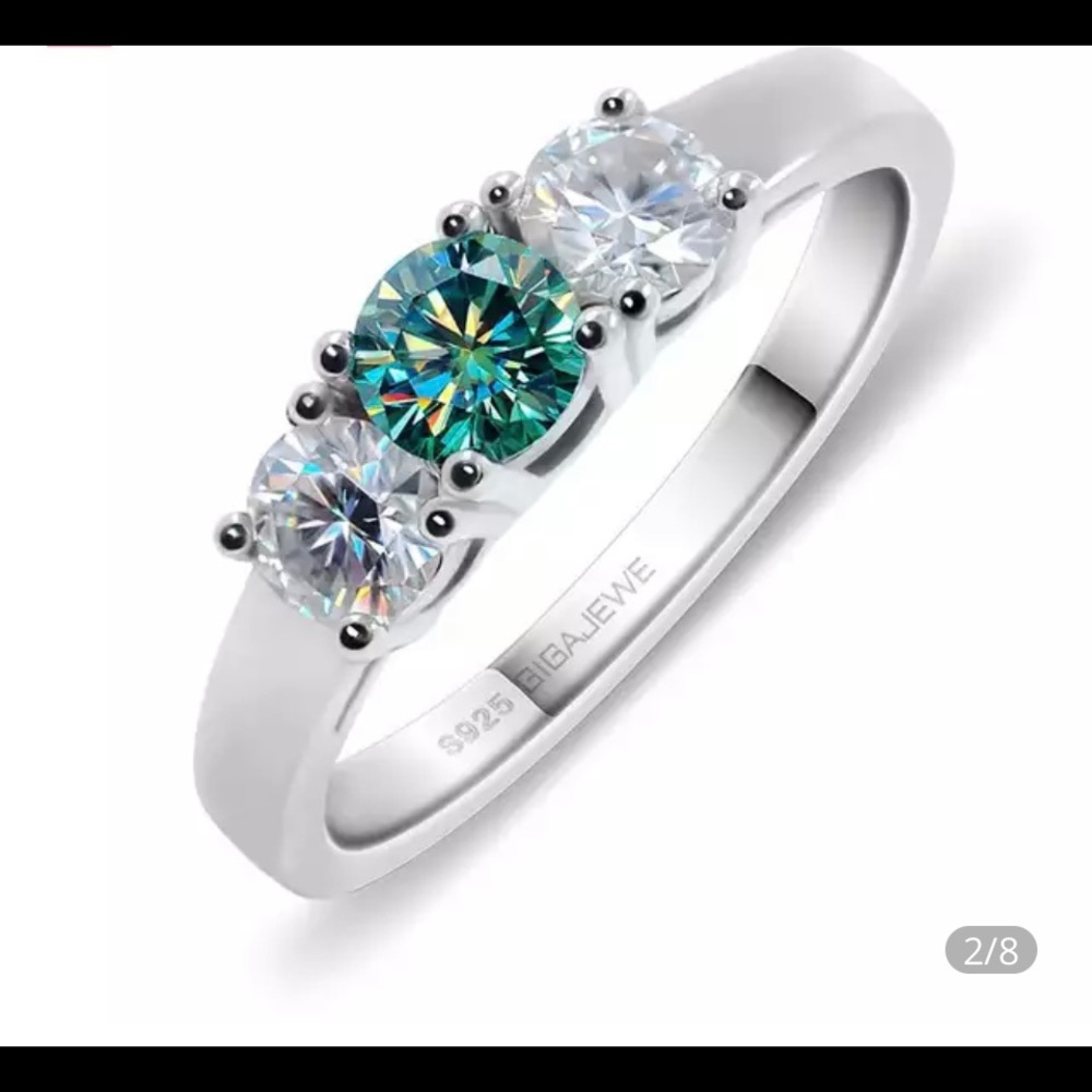 Green 2.75CTW Moissanite 925 Silver Ring **TESTED/PASSED**
